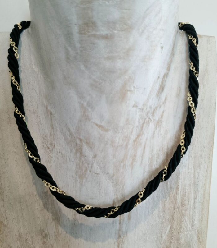 Collana Athena