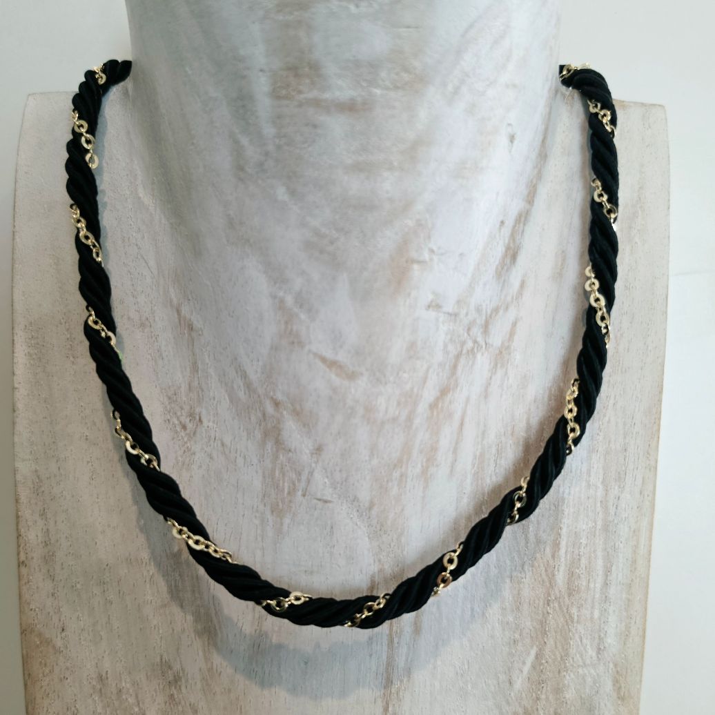 Collana Athena