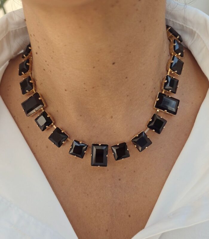 Collana Queen Black